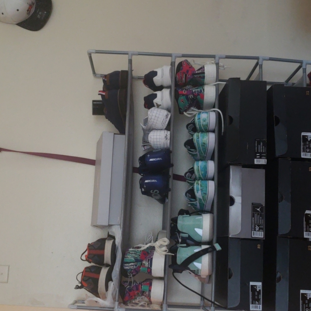 shoes/bags/shirts and shorts